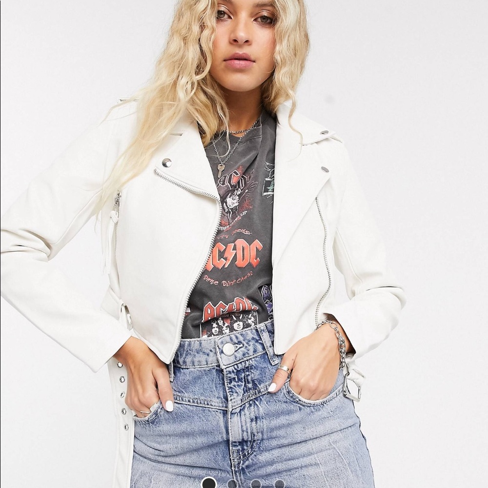 White cropped faux leather jacket
